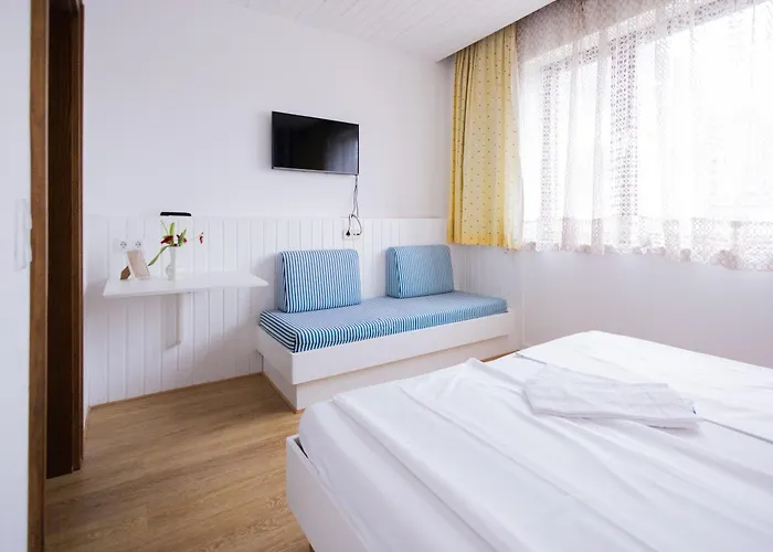 Guest house Pension Seerose 3*